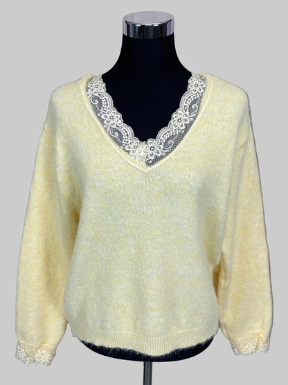 Pullover Spitze