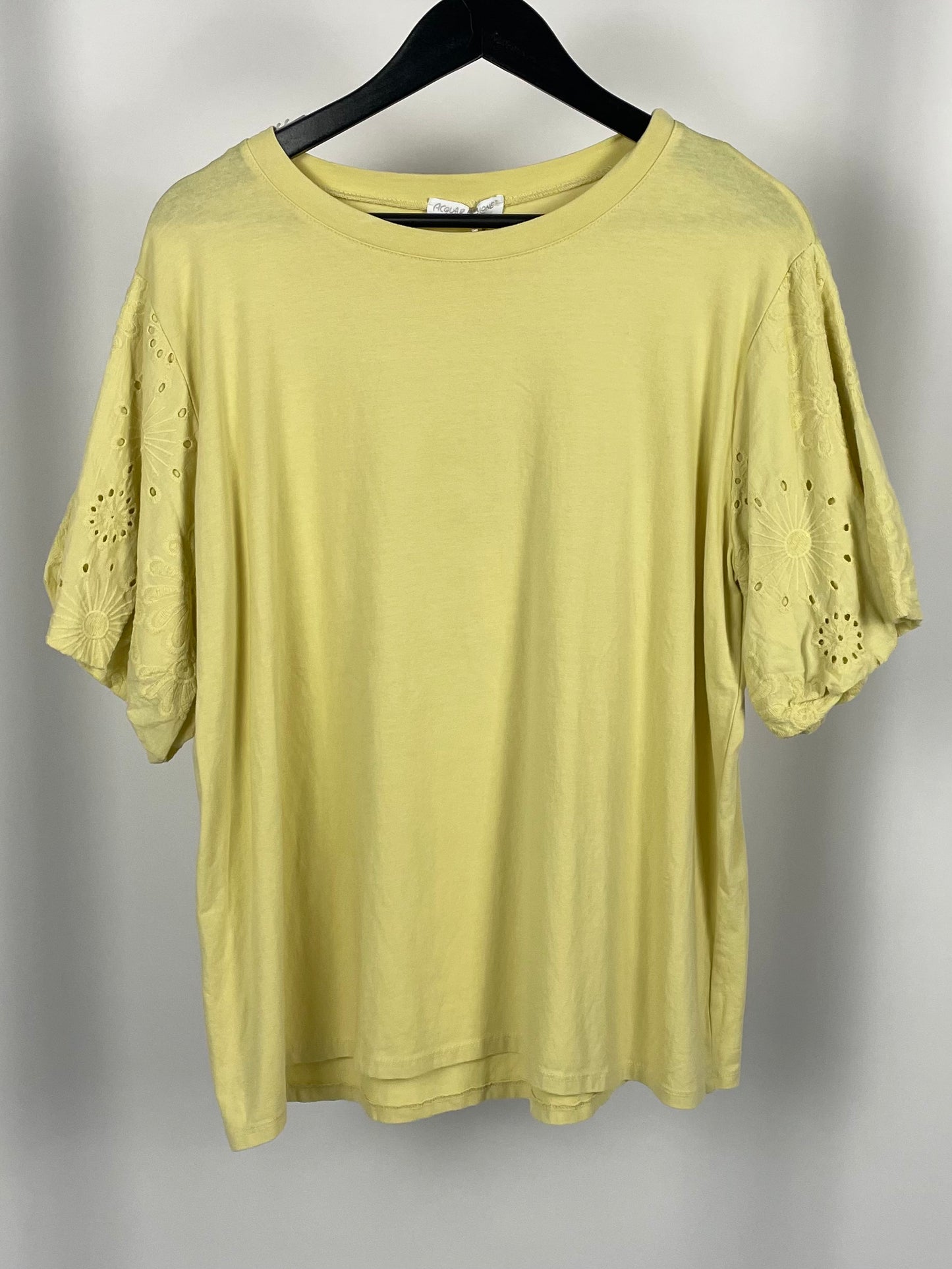 T-Shirt mit Spitzenärmel