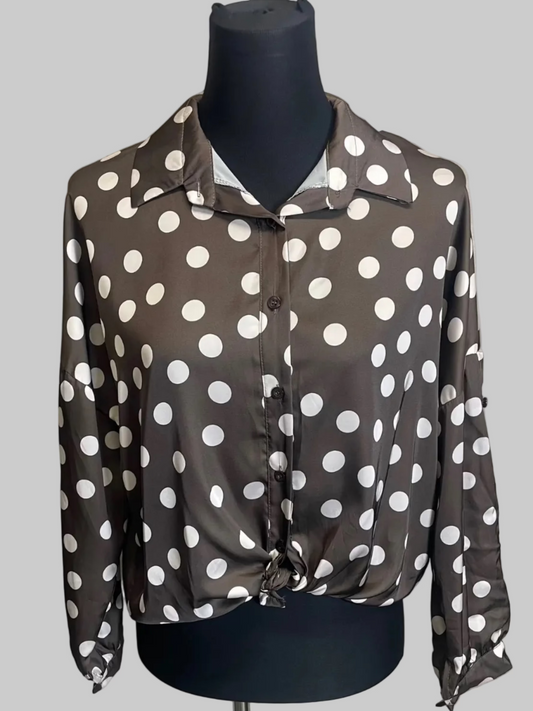 Satinbluse mit Punkten